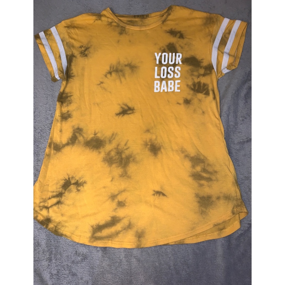 woman’s tshirt